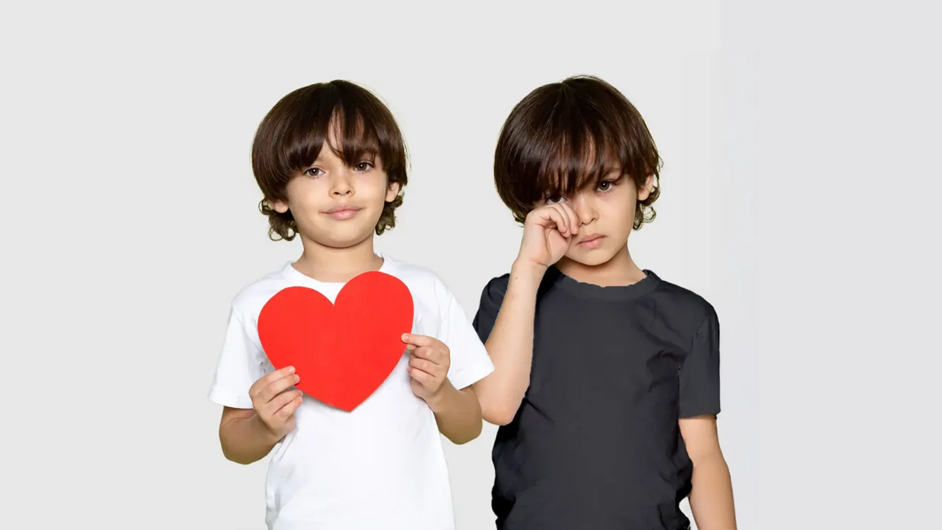 خصوصیات دوقلوهای یکسان و غیرهمسان